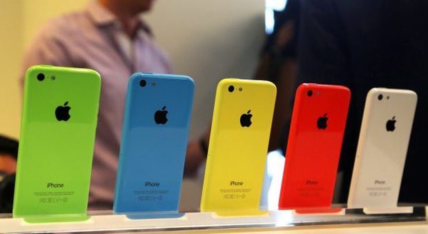 Apple punta ai colori pop per i prossimi iPhone in uscita in autunno