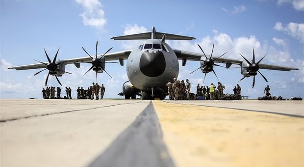 Si mobilitano le forze armate della Nato per la lotta alla pandemia: assistenza, trasporti e medici