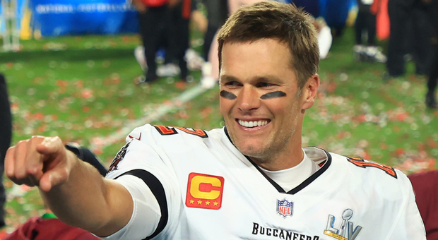 Tom Brady si ritira a 44 anni dopo aver vinto 7 Super Bowl