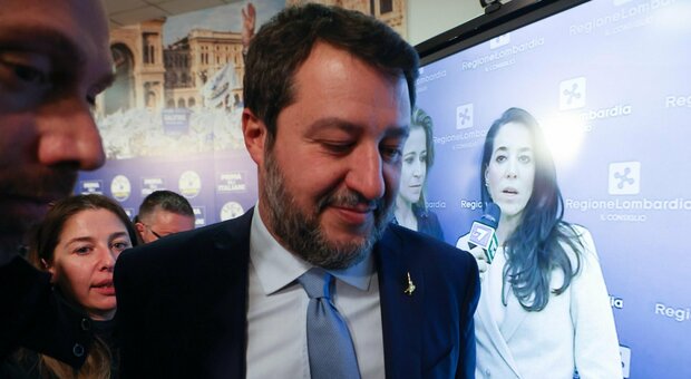 Salvini attacca ancora la Rai: «Bisogna ridurre o eliminare il canone: serve una riflessione dopo Sanremo»