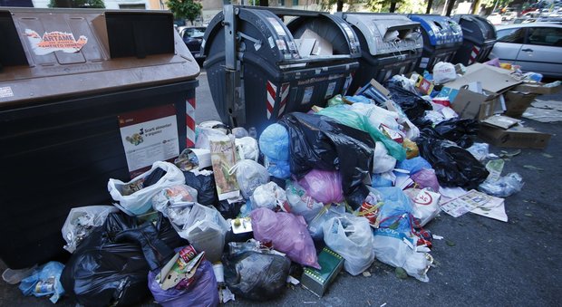 Roma, impianti fermi e Ama lenta: le piaghe del sistema pulizia