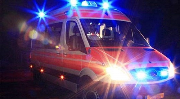 L'ambulanza intervenuta a Capaccio