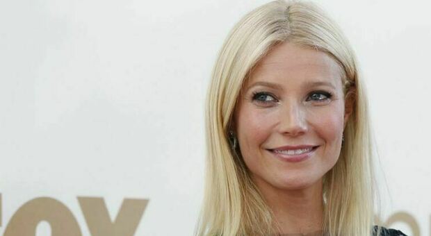 Gwyneth Paltrow, il suo brand Goop è in crisi: licenziati più di 200 dipendenti. Media inglesi: «Non è più una sua priorità»