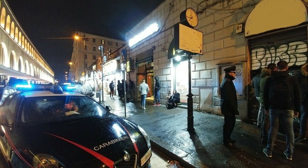 Roma, spaccio e furti a Termini e all'Esquilino: 15 Daspo e 14 arresti