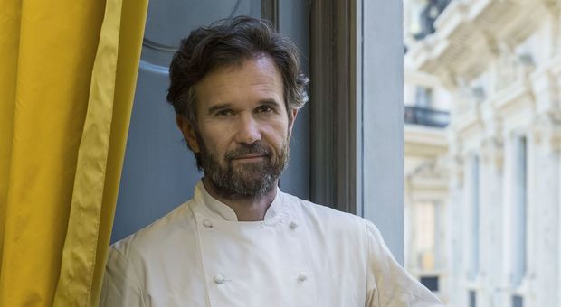 Lo chef stellato Carlo Cracco: «Oggi sul web parlano tutti. Ma io non mi arrabbio»