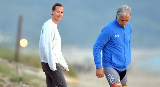 Il presidente del Coni Malagò di corsa con Federica Pellegrini: «Sempre allenati»