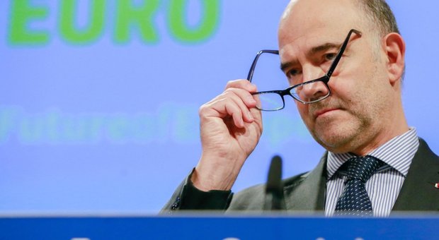 Manovra, Moscovici: lavoro per evitare sanzioni all'Italia