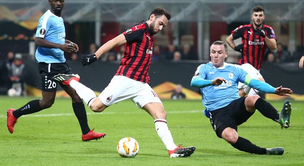 Milan-Dudelange: si rivede Calhanoglu, Bertolacci spreca un'occasione