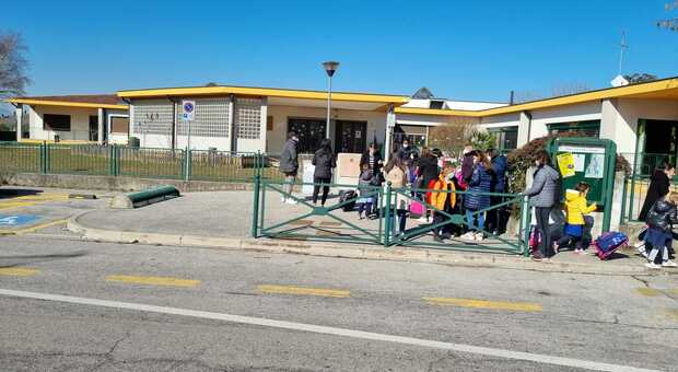 La scuola primaria don Lino Pellizzari di via Solferino