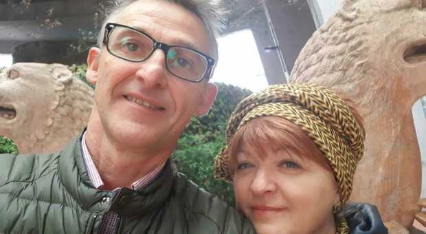 Giovanni Tommasella con la moglie Angela rimasta bloccata a Cherson, la prima città ucraina presa dai russi