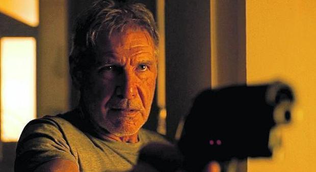 Blade Runner 2049, Villeneuve: "Uno scenario da incubo il futuro senza digitale"
