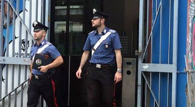 Napoli, bandito catturato dopo una rapina da 10 euro davanti all'Edenlandia