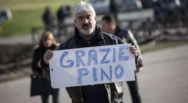 Pino Daniele, il cardiologo: «Un errore cercare di raggiungere Roma»