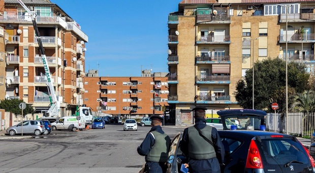 Roma, sfuggito a blitz contro narcotraffico: arrestato esponente clan Ostia