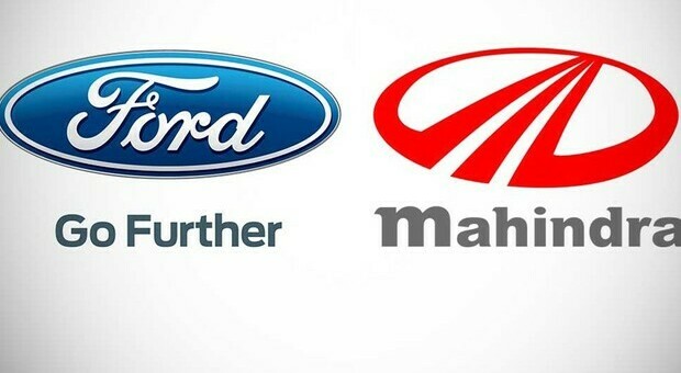 I due loghi di Ford e Mahindra