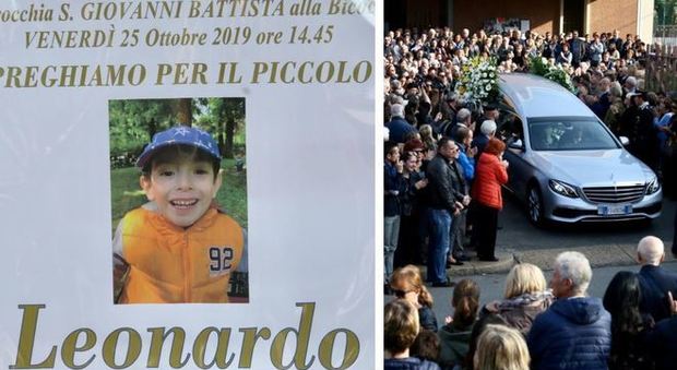 Leonardo morto a scuola a 6 anni: lacrime al funerale. La sua maglia da calcio sulla bara bianca