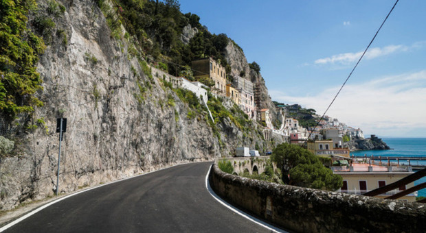 Salerno, turismo in aumento ad agosto: 20 milioni di veicoli per la Cositera