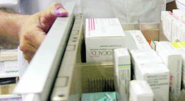 Infermiere dell'ospedale Cattinara ruba farmaci per 20mila euro: «Erano per l'Africa»