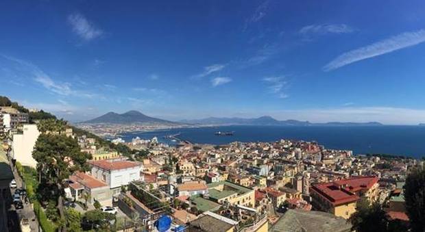 Napoli insonne: weekend per licantropi e cultori di cibo e arte