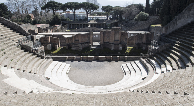 Pompei, lavori «gonfiati» per dare spettacolo: Fiori paga il danno erariale