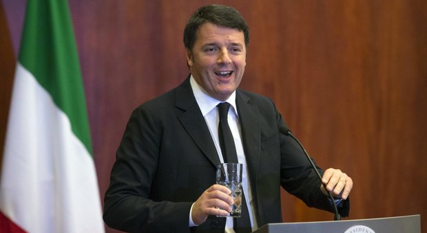 Renzi: «L'Europa senza crescita destinata a svanire, il sistema bancario deve trasformarsi»