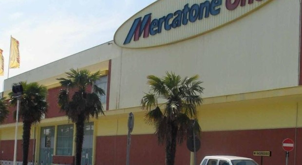 Mercatone Uno, riapre Sambuceto riattivati 34 dipendenti