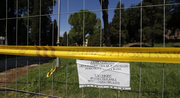 Roma, parco di Castel Sant'Angelo chiuso da 4 mesi: protestano i residenti