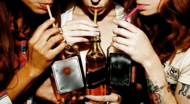Alcol ai minorenni, l'inchiesta choc: «Il primo cicchetto a 11 anni»
