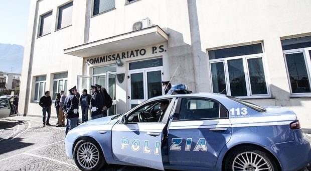Colpo pistola contro imprenditore per vendetta, scattano due arresti a Castellammare