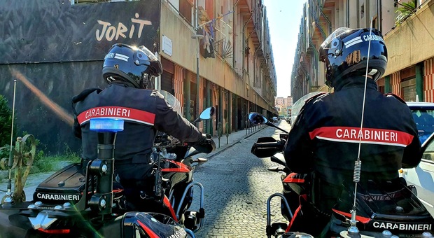 Parcheggiatori abusivi davanti agli ospedali: otto denunce a Napoli Est