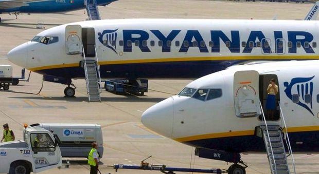 Ryanair, bonus ai piloti se rinunciano a ferie