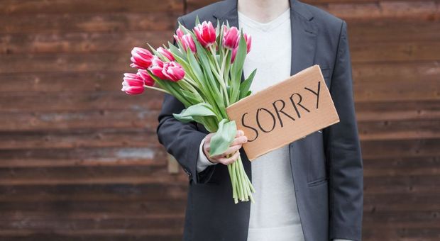 Cartelle pazze, il Fisco britannico si scusa mandando fiori: già spese 10.000 sterline