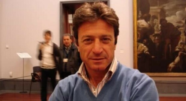 Napoli, aggredito e accoltellato a morte per un parcheggio: Maurizio Cerrato aveva 61 anni
