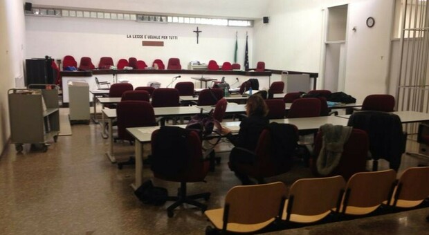 Un'aula del Tribunale di Macerata dove si è tenuto il processo