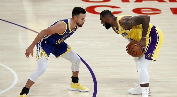 NBA, Harden-Durant è una coppia che fa già paura. Curry batte LeBron
