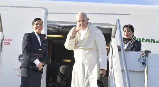 Papa Francesco diretto a Panama per la Gmg, lo aspettano 150 mila giovani