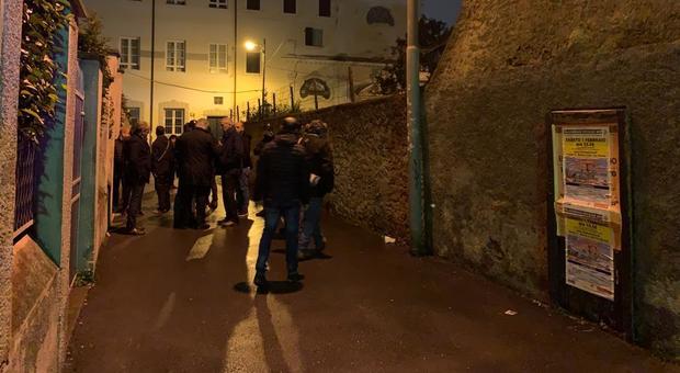 immagine Suora accoltellata durante la messa a Genova: ha salvato il prete