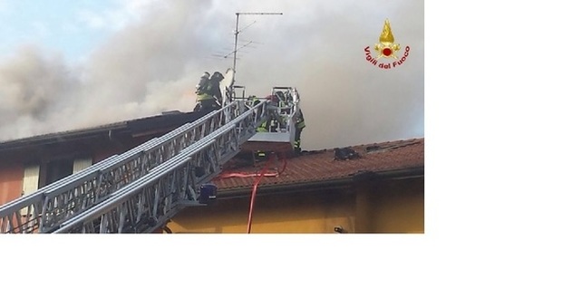 L'intervento dei vigili del fuoco a Sommacampagna