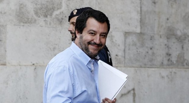 Aquarius, Salvini esulta: «Vittoria, alzare la voce paga. Il governo è compatto»