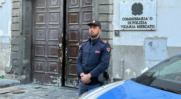 Napoli: chi è Mario Ementato, l'uomo ucciso da un poliziotto nel commissariato Vicaria Mercato