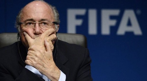 Il pallottoliere di Blatter: la rielezione si decide sul filo di qualche voto