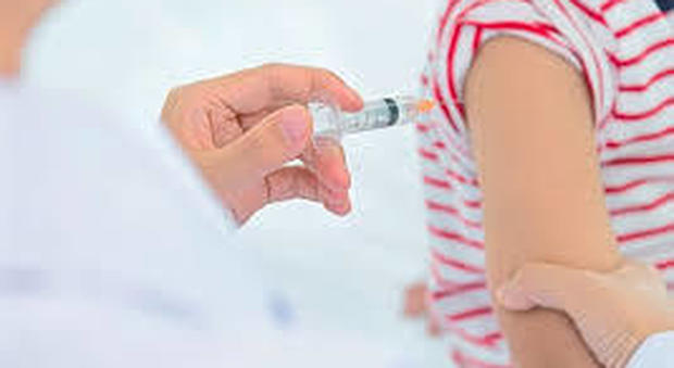 Vaccini, obbligo fino a 14 anni la Regione Lazio accelera sulla legge