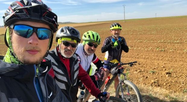 «La nostra sfida per fede: 940 chilometri in bicicletta»