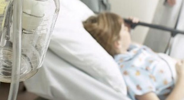 Bambina muore d'infarto dopo una diagnosi sbagliata: «Per i medici era un'infezione urinaria»