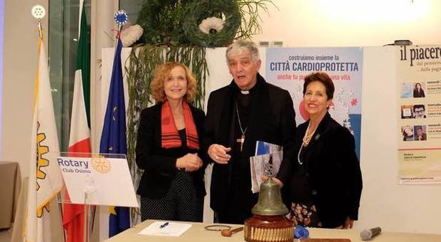 Il cardinale Edoardo Menichelli ospite del Rotary Club Osimo