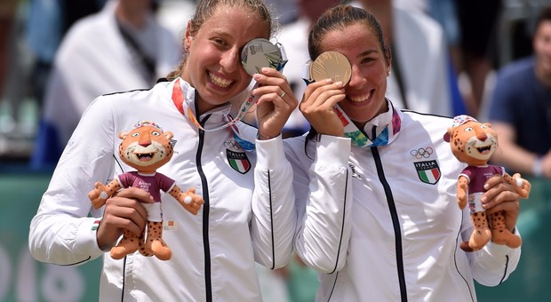 Le azzurre vice campionesse olimpiche Claudia Scampoli e Nicol Bertozzi