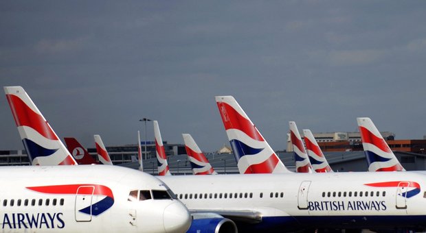 Allarme terrorismo in Egitto, British Airways cancella tutti i voli