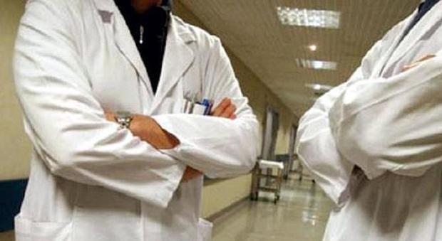 Carenza cronica di medici: «Numero chiuso blocca le specializzazioni»