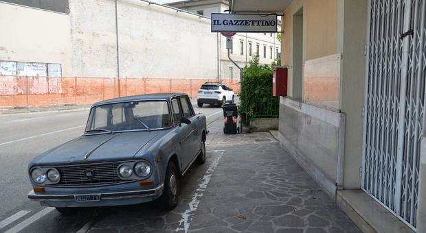 La Lancia Fulvia posteggiata a Conegliano (foto di Pio Dal Cin)