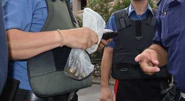 I bossoli recuperati da polizia e carabinieri